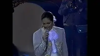 Lucero - Que No Quede Huella (En Vivo Premiere 1994)
