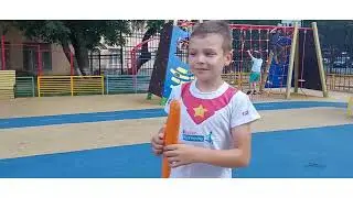 Упала два самолёта и мы собрали их части