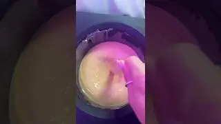 This is why you should stir the wax when using #wax #hotwax #waxing #bodywaxing #beauty