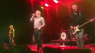 The Undertones - Teenage Kicks - Cardiff 19 March 2022
