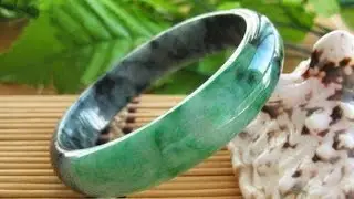 Half Million Dollar Jade Bracelet in China