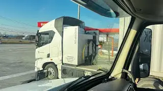 А нам это нужно?Ваше мнение?EV Semi Truck,электро трак уже на американских дорогах,пока локально.