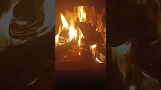 тепло гаража; звук костра; потрескивание дров; релакс