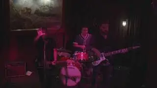 Invisible Animals live at the Redwood Bar