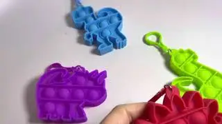 Bubble pop fidget mini Dino clip
