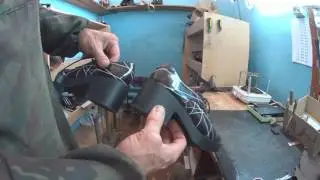 РЕМОНТ ОБУВИ - ЗАПЛАТКА НА ПОГРЫЗЕННЫЙ ЗАДНИК.