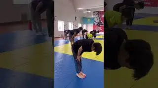 День йоги в школе по дзюдо ORTUS.KZ, тренер по дзюдо Пак Сергей Александрович.