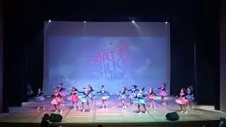 Rock and roll dance 