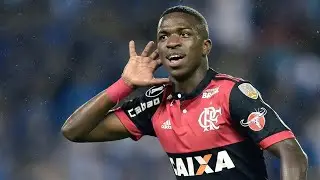 Streets Won't Forget Vinicius Jr at Flamengo... 🇧🇷