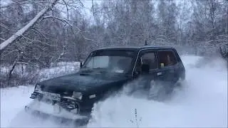 Покатухи на Ниве по снегу