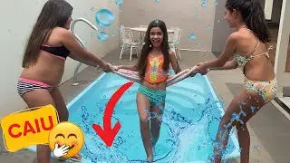 FIZ O DESAFIO NA PISCINA DA TOALHA