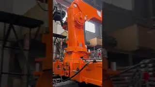 Установили  КМУ на седельный тягач Shacman (Шакман)