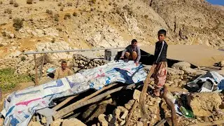 Nomadic Life | Nomadic Shelter Building | ❄️ Nomadic Survival in the Cold Mountains 🏔️