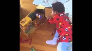 Wiz Khalifa & Amber Rose celebrate Christmas with their son