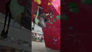 Little lost but made it to the bat hang! v4!😍##indoorclimbing #climbing #bouldering #bathang