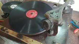 TOCA DISCOS (RECORDER PLAYER) RCA VICTOR RE-57 de 1930