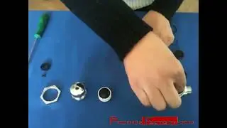 Montaje de juntas de goma para pulsador