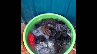 How I do my laundry//lets do laundry together // Our laundry day