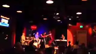 6 string electric bass solo