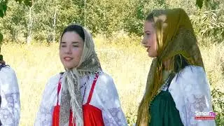 Образцовый фольклорный ансамбль 'Лукошко'. "Да у барина"