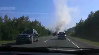 На трассе А120 между Михайловским и Мгой сгорел автомобиль