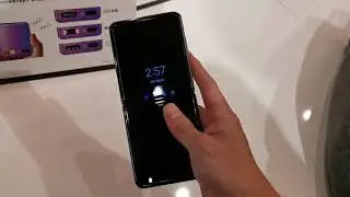 au Galaxy Z Flip Hands on