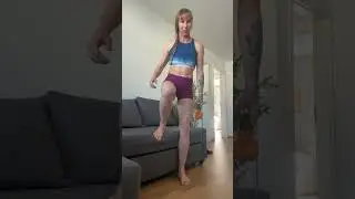 Eccentric hamstring stretch 