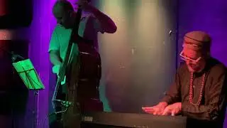 In Walked Bud (Thelonious  Monk)
