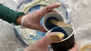 Море смолой как настоящее.