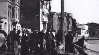 Üstad   ''Ara Güler'' in    Eski İstanbul Fotoğrafları Eşliğinde   ''Ah İstanbul''
