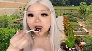 ASMR dumb b̶t̶c̶h̶ eats dirt in gardening club (and rocks and worms) 😋🪴🪱 (realistic)
