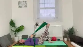 Day 1 of A Fab 5 Day Gentle Mobility Challenge | Hip Mobility | Tanya Ross