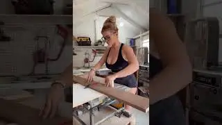 Awesome Woodworking 🤩🤩 Tangle saw cut | Wood Girl #shorts #woodworking #crafts #diy