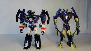 Transformers: Robots in Disguise Warrior Deluxe Soundwave customize