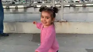 Emma Feliz - Abril 2024
