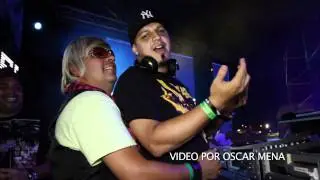 Yoyo Ferran y Molusko aka "dos cabezas" bien contentito con Dj Candy Boy @ Megapalooza 2011