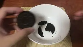 2 Ingredients Oreo Mud Cake! (Must try)