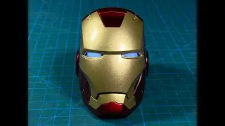 Planeta de Agostini's buildable Iron Man, first two installments