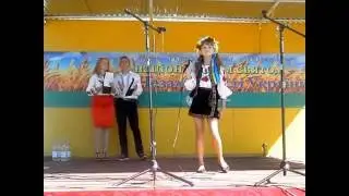 Лише у нас на Україні. Виконує Анна Друзь - 10 років.