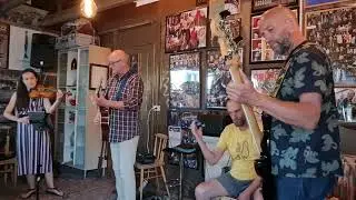 Trond Salthammer m/band: "Hageverksted" juli 2022