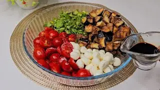 I fell in love with this salad! Crispy eggplants just like in a restaurant! Yummy!