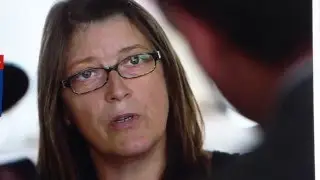 LInke Journalistin vom AfD-Parteitag ausgeschlossen.Andrea Röpke gibt Fotos an die Antifa weiter ?