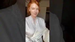 show nipple Beautiful sexy Girl