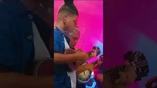 Reúne geral e bota o terceiro bloco do nosso DVD pra tocar, bateria!  ❤️