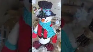 Вязаный снеговик Кевин