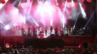 Hande Yener - Onuncu Yıl Marşı