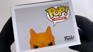 Unboxing Funko Pop Charizard 
