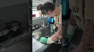 Miss me? #kitchen #cleanwithme #cleaningmotivation #shortvideo #shorts #cleaning #viralshorts #short