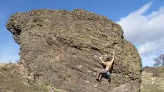 Nut Tree Boulders: Last Resort - V3