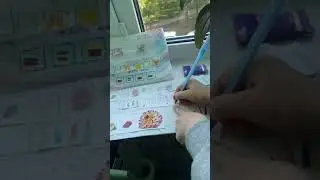 Распаковка бумажных сюрпризов и показала лицо